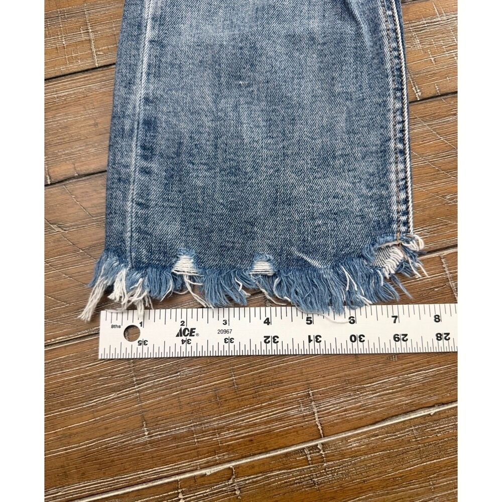 Forever 21 Women's Straight Leg Jeans with Frayed Hem - Medium Blue - Picture 7 of 10